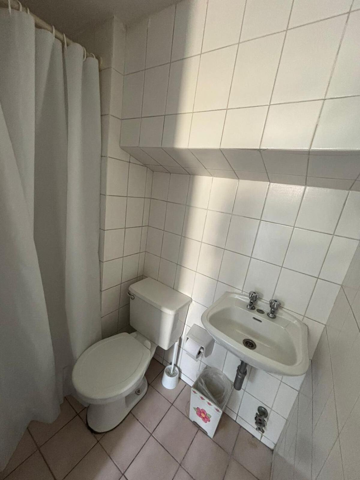 Duplex Amplio Y Equipado *
